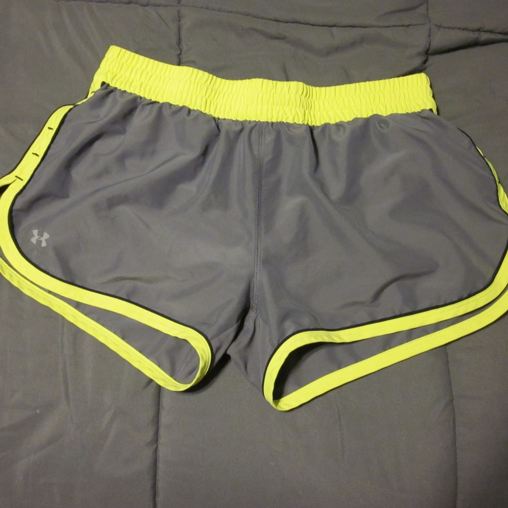 💥BUY 1 GET 1 FREE💥Under Armour Running shorts💥